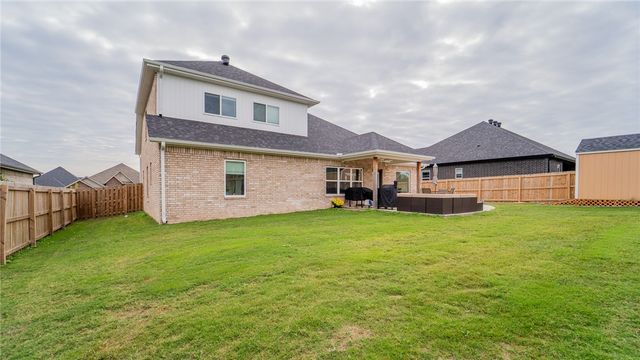 1805 Salmon Street, Pea Ridge, AR 72751