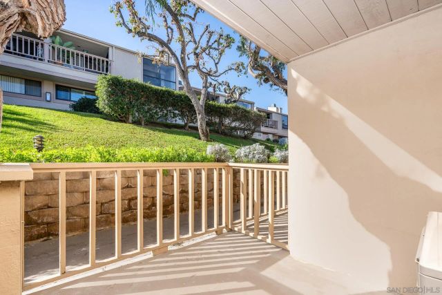 579 S Sierra 17, Solana Beach, CA 92075