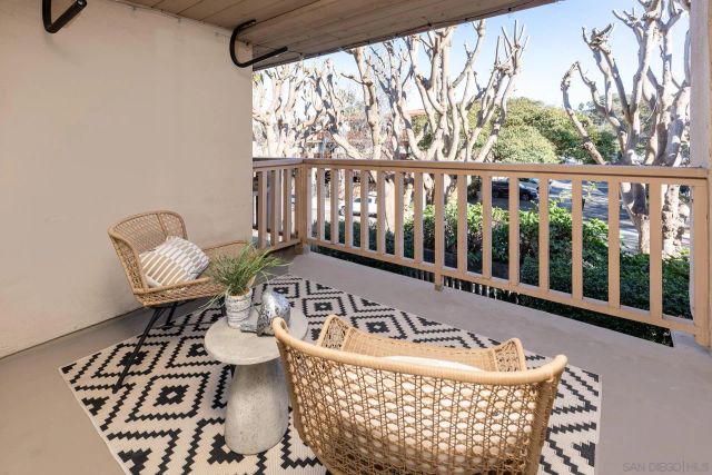 579 S Sierra 17, Solana Beach, CA 92075