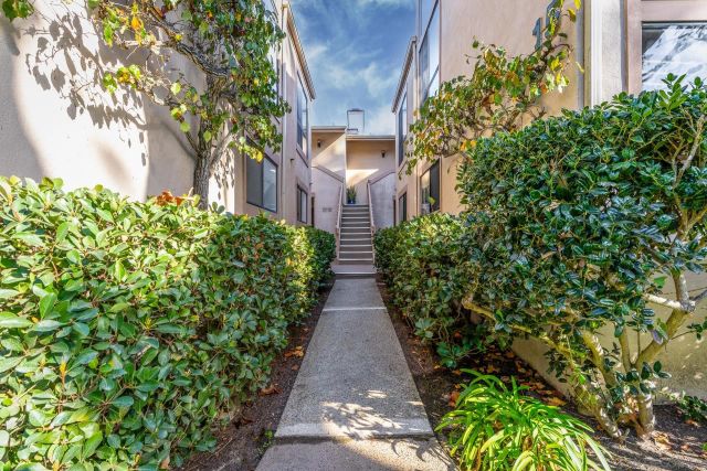 579 S Sierra 17, Solana Beach, CA 92075