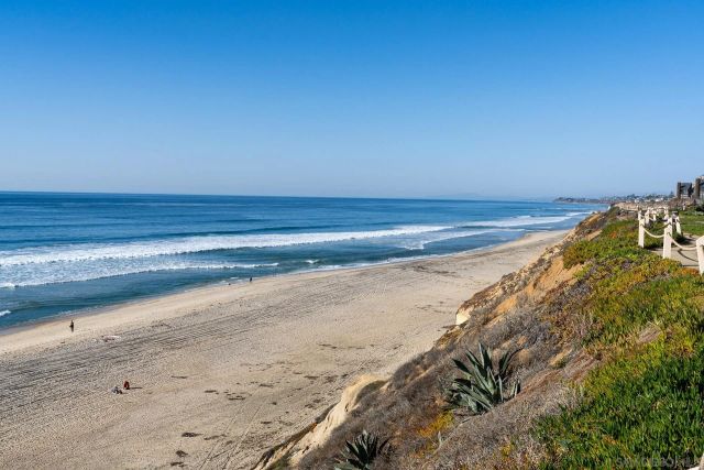 579 S Sierra 17, Solana Beach, CA 92075