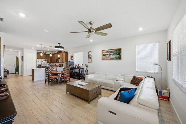 5689 Graceful Way, Delray Beach, FL 33484