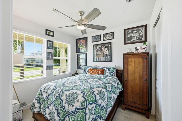 5689 Graceful Way, Delray Beach, FL 33484