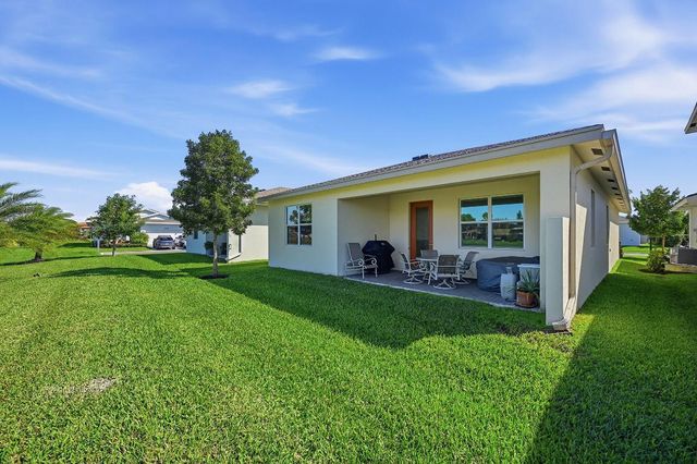 5689 Graceful Way, Delray Beach, FL 33484