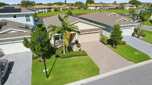 5689 Graceful Way, Delray Beach, FL 33484