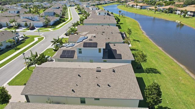 5689 Graceful Way, Delray Beach, FL 33484