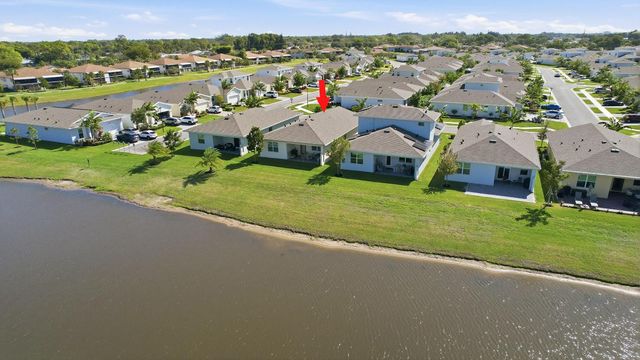 5689 Graceful Way, Delray Beach, FL 33484