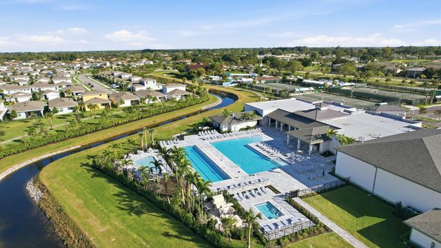 5689 Graceful Way, Delray Beach, FL 33484