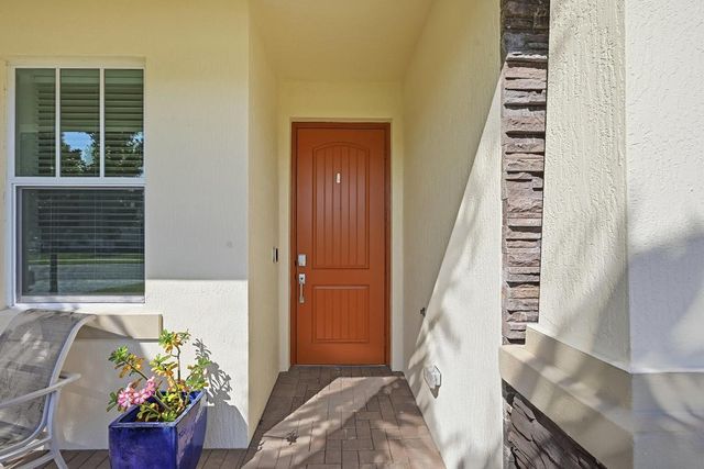 5689 Graceful Way, Delray Beach, FL 33484