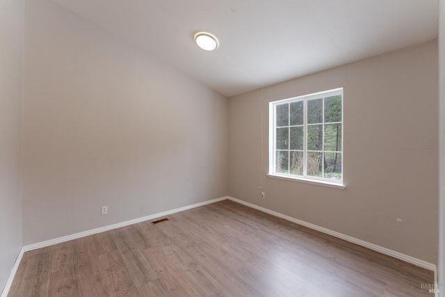 5751 Ridgewood Rd, Willits, CA 95490