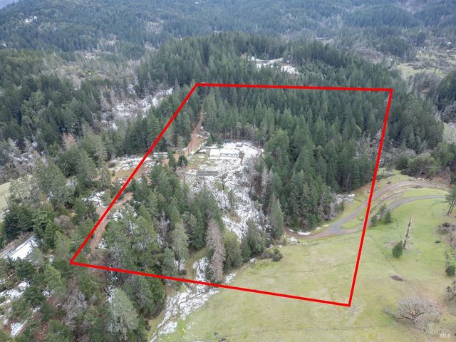 5751 Ridgewood Rd, Willits, CA 95490