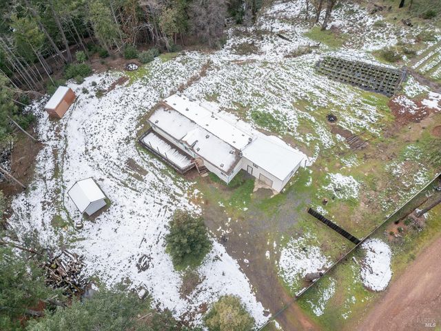 5751 Ridgewood Rd, Willits, CA 95490