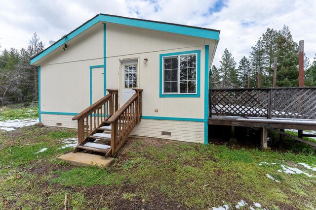 5751 Ridgewood Rd, Willits, CA 95490