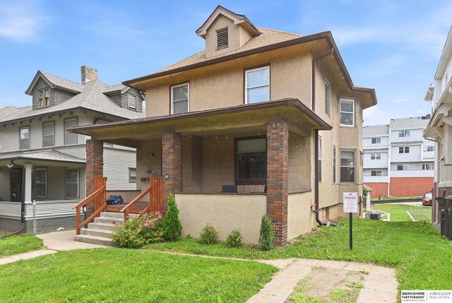 117 S 38th Street, Omaha, NE 68131