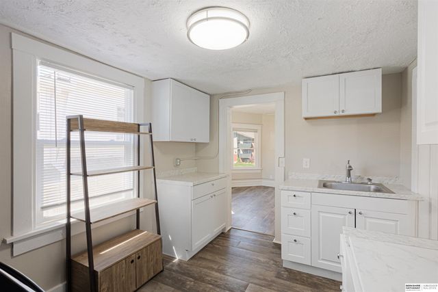 117 S 38th Street, Omaha, NE 68131