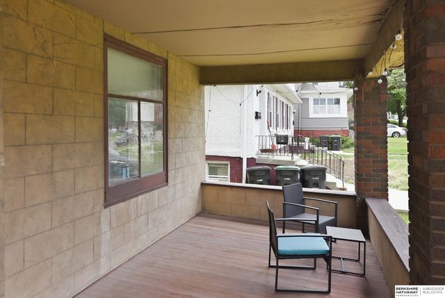 117 S 38th Street, Omaha, NE 68131