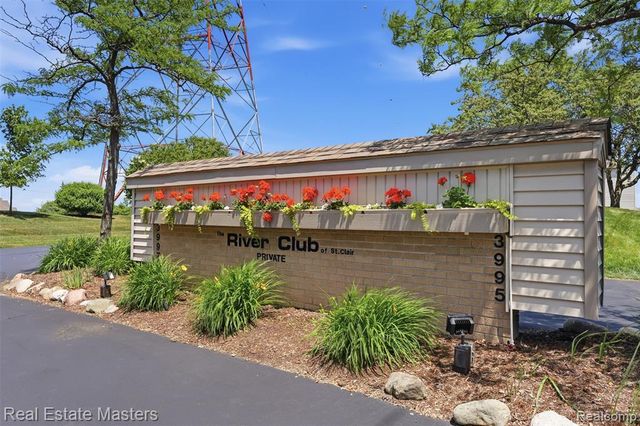 3997 River Road 6, East China, MI 48054