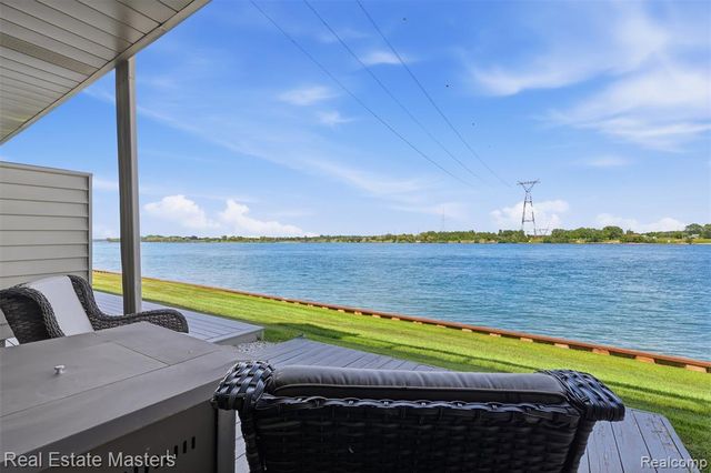 3997 River Road 6, East China, MI 48054