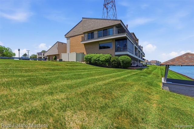 3997 River Road 6, East China, MI 48054