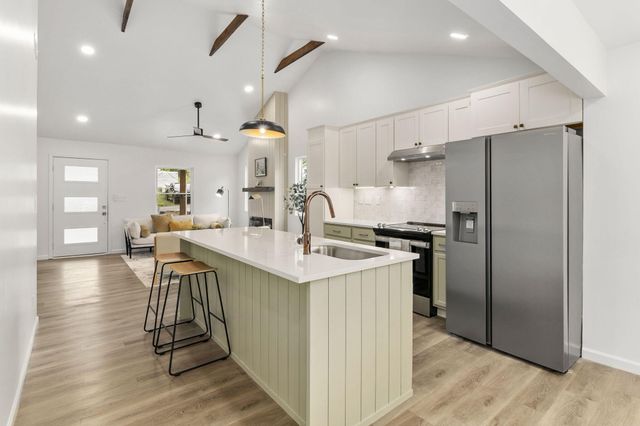 17 High Street, Rossville, GA 30741