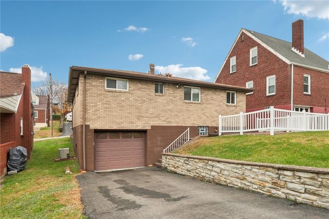 814 Laura St, West Mifflin, PA 15122
