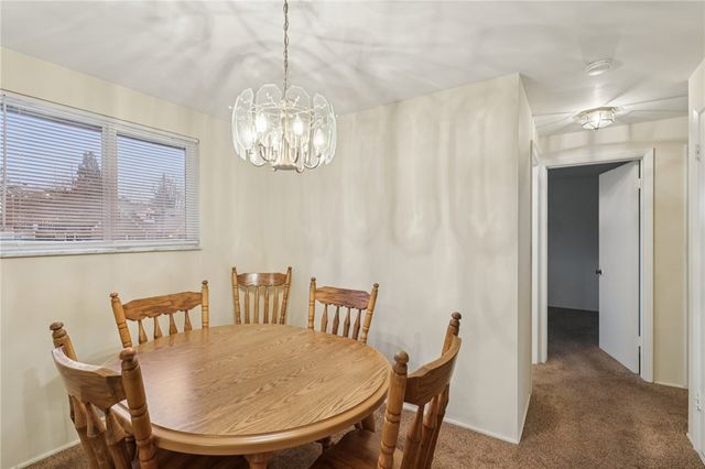 814 Laura St, West Mifflin, PA 15122