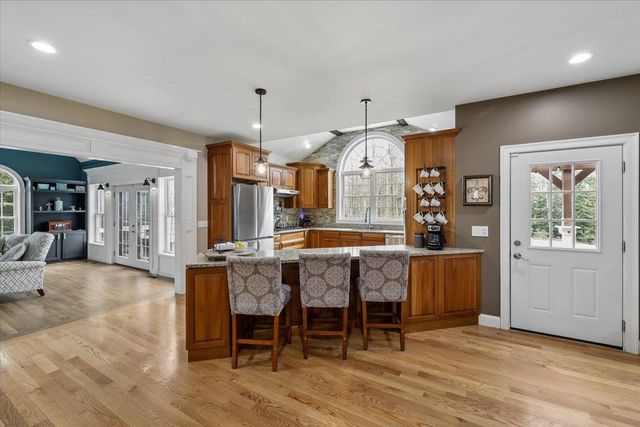 7 Victoria Ridge, Amherst, NH 03031