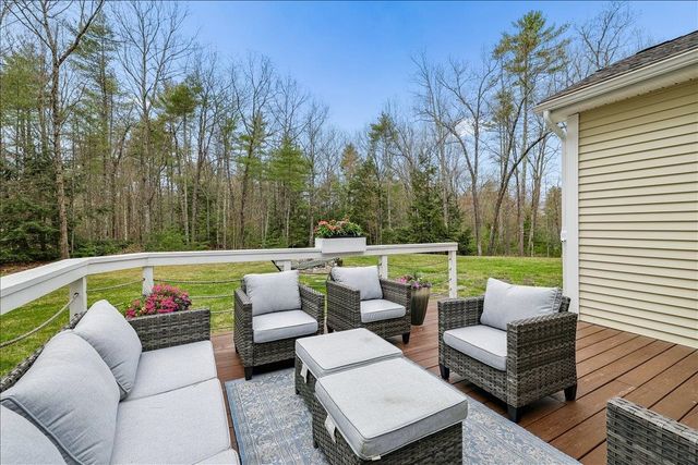 7 Victoria Ridge, Amherst, NH 03031