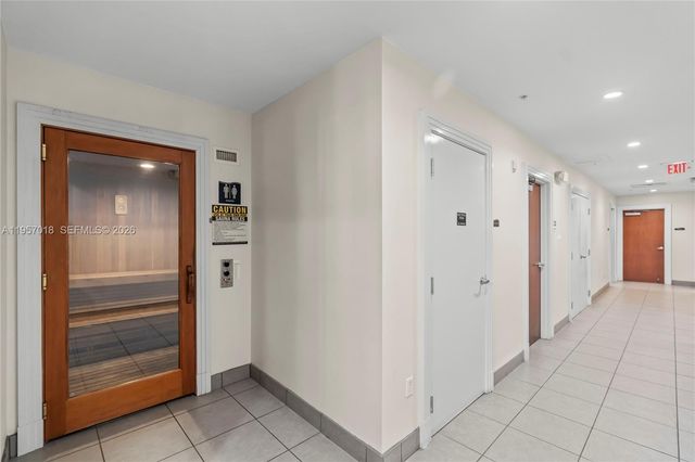 3000 S OCEAN DR 1006, Hollywood, FL 33019