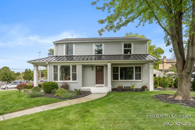 2412 Lake Drive, Grand Rapids, MI 49506