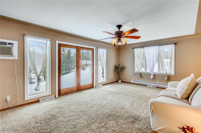 1850 Oriel Rogers Road, Girard, OH 44420