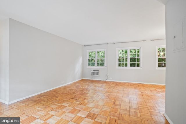 1640 FITZGERALD LN, Alexandria, VA 22302