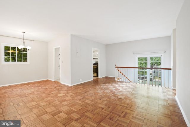 1640 FITZGERALD LN, Alexandria, VA 22302