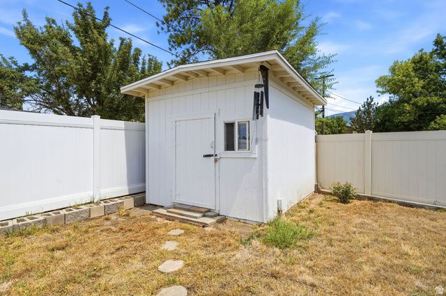 173 N TALBOT DR, Layton, UT 84041