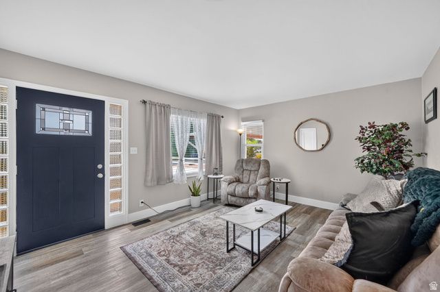 173 N TALBOT DR, Layton, UT 84041