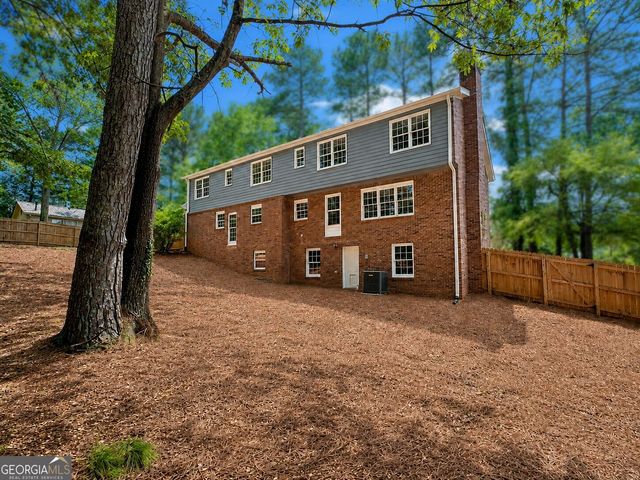 4521 S Roberts Drive, Buford, GA 30518