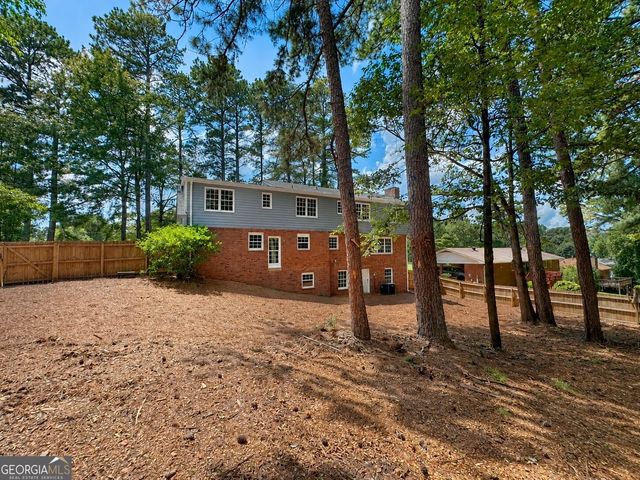 4521 S Roberts Drive, Buford, GA 30518