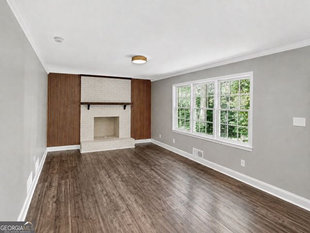 4521 S Roberts Drive, Buford, GA 30518