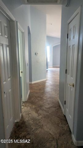 5554 W Carriage Drive, Tucson, AZ 85742