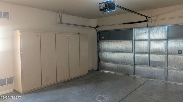 5554 W Carriage Drive, Tucson, AZ 85742