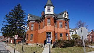 200 E WALNUT STREET # 4, Hanover, PA 17331