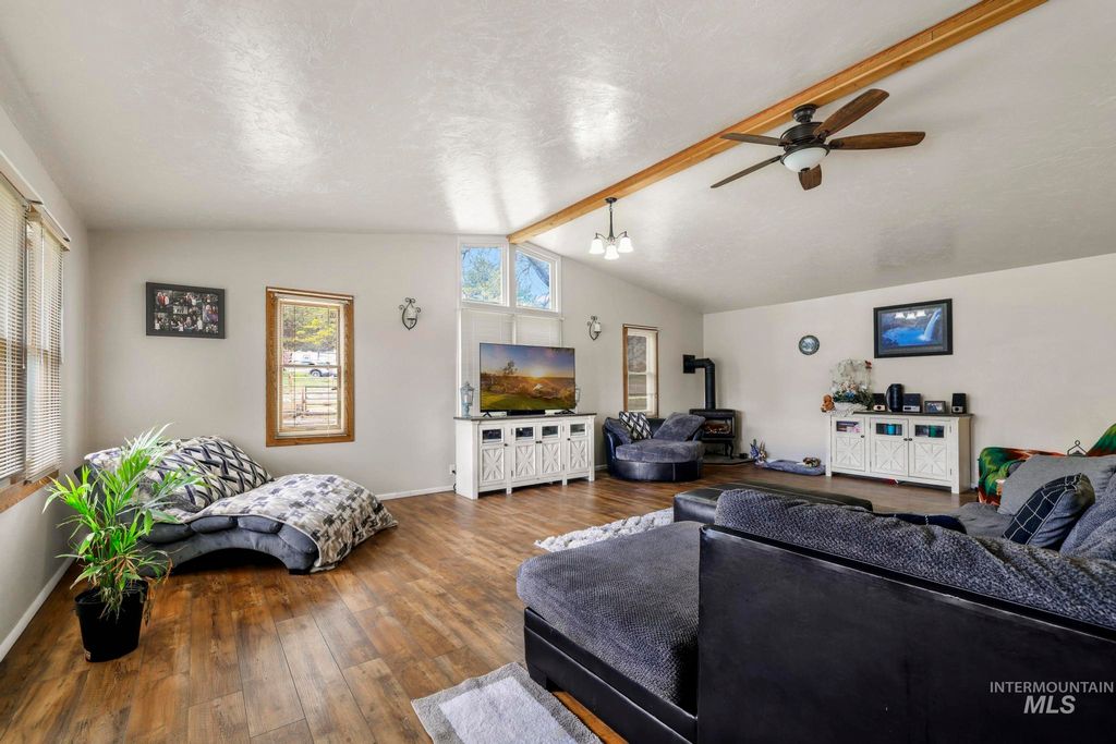 2593 E 3700 N, Twin Falls, ID 83301 photo 3