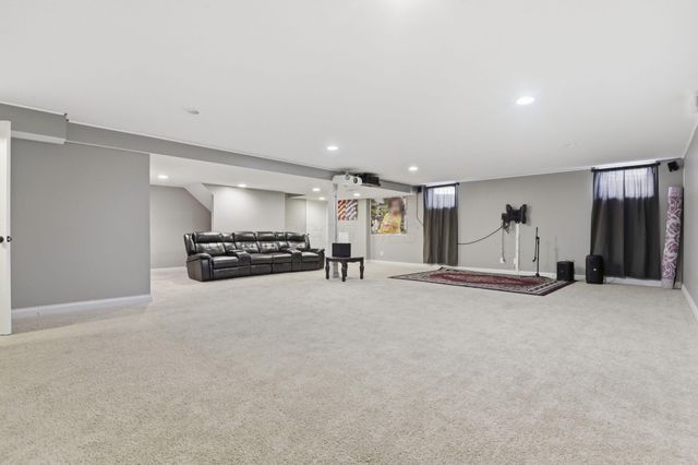 6378 Dietz Drive, Canal Winchester, OH 43110