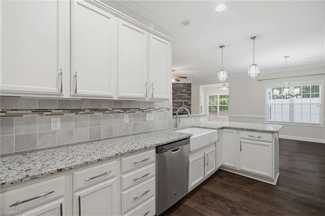101 Suzanne Lane, Lexington, NC 27295