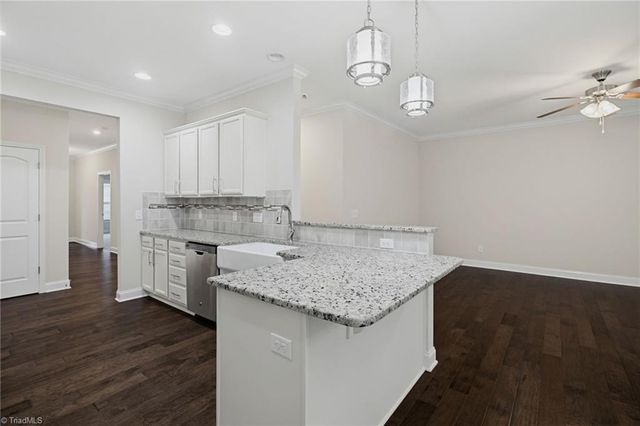 101 Suzanne Lane, Lexington, NC 27295