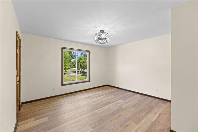 25103 Haines Road, Greenwood, MO 64034