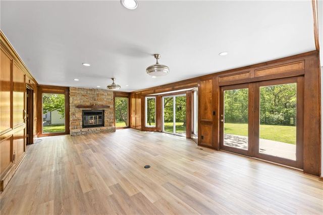 25103 Haines Road, Greenwood, MO 64034