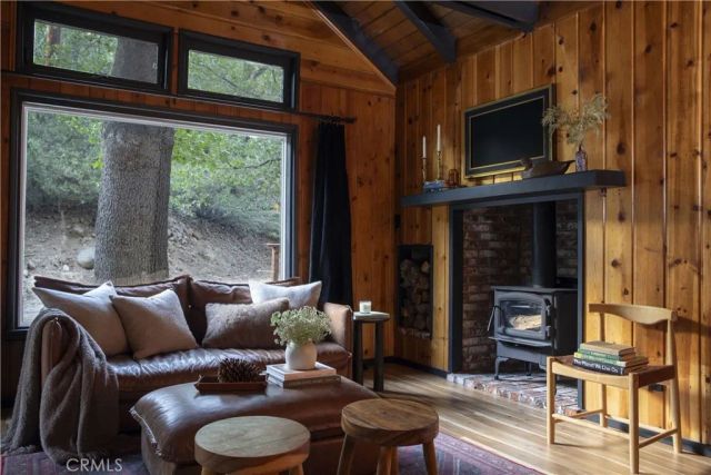 29535 Torrey Road, Cedar Glen, CA 92321