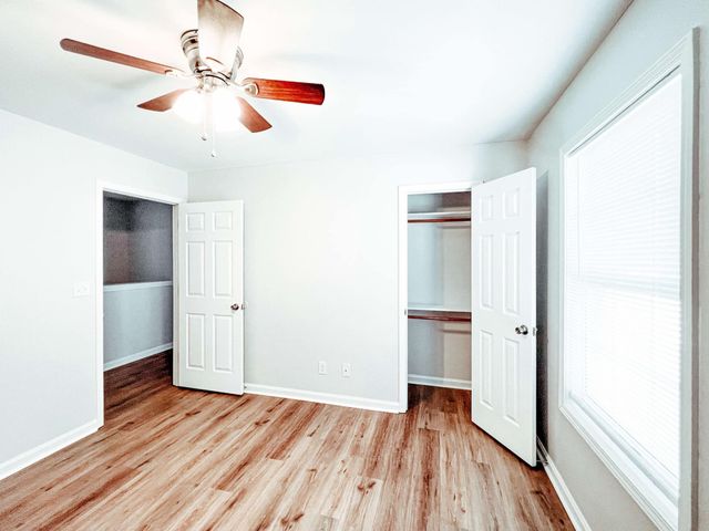 124 Ballygar St Apt F, Clarksville, TN 37043