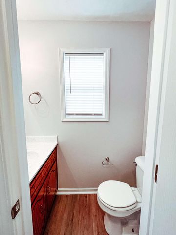 124 Ballygar St Apt F, Clarksville, TN 37043